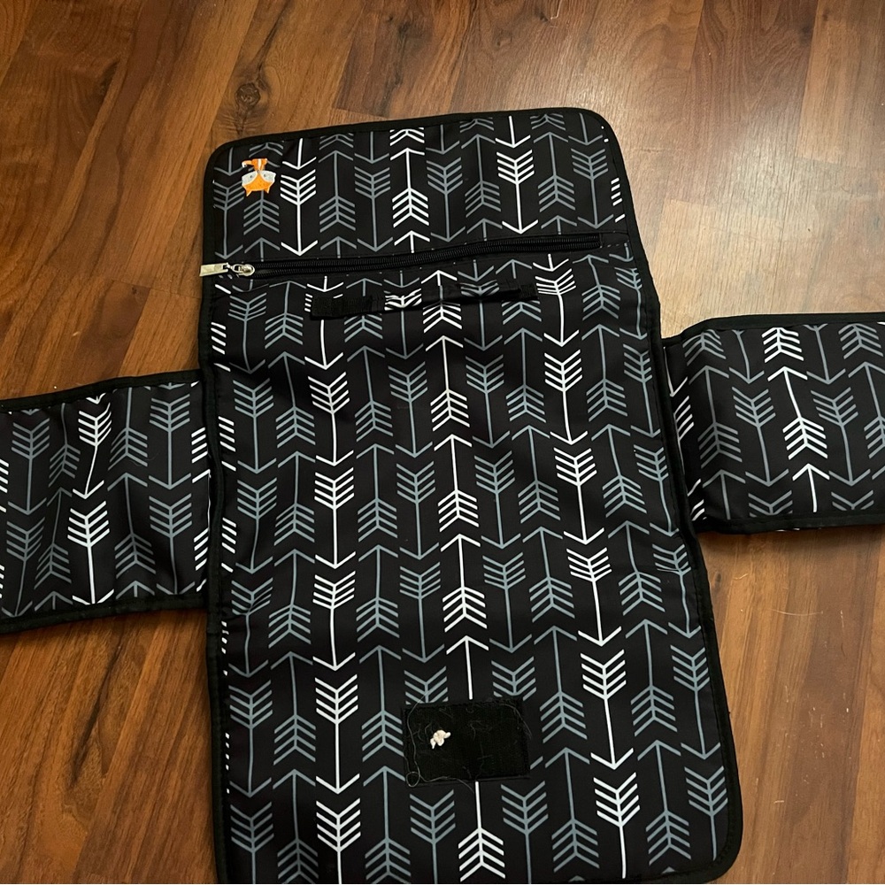 Stylish Black and White Arrow Pattern Diaper Changing Pad